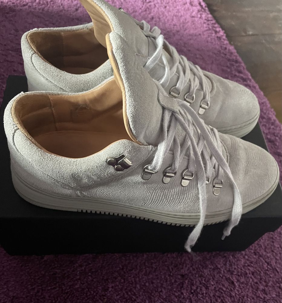 Filling pieces….