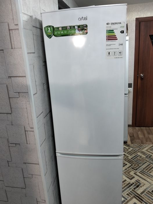 Холодильник в хорошем рабочем состоянии