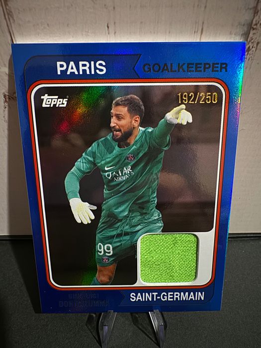 Topps / Футболни карти / Автографи / Relic