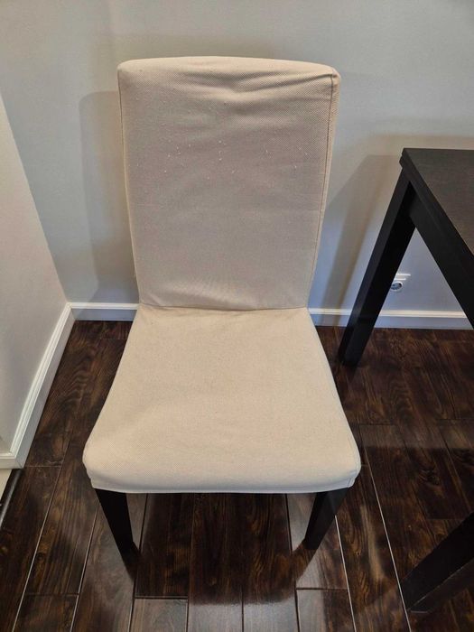 set masa living extensibila si scaune