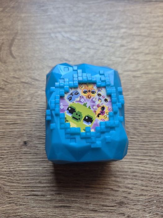 Bitzee  Jucăria digitală interactivă