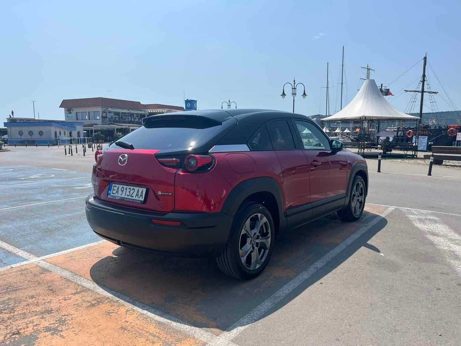 Продавам Mazda MX30 НОВА В ГАРАНЦИЯ