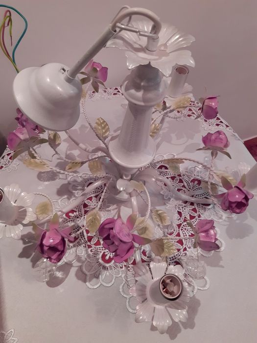 Vand lustra cu cinci becuri