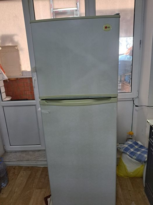 Холодильник продам