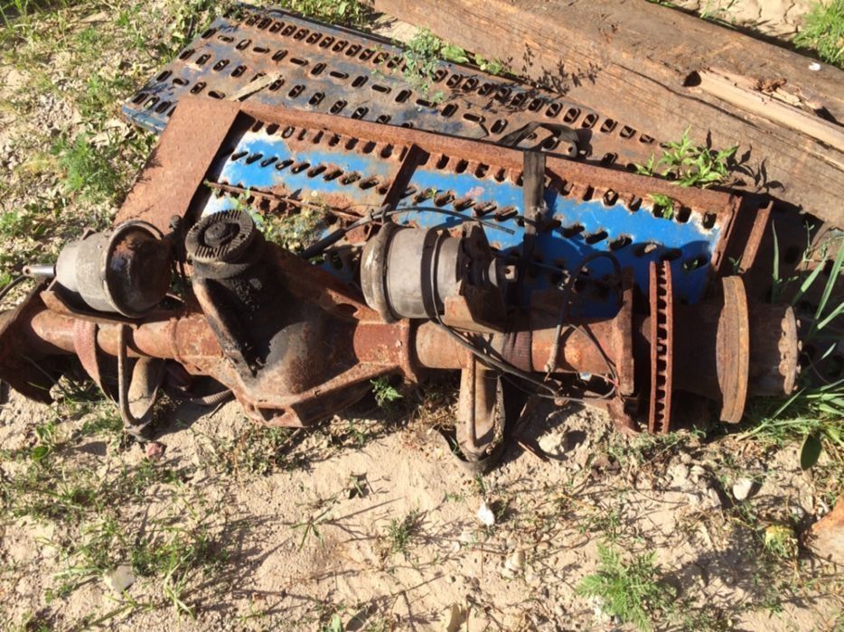 vand punte spate Renault Midlum, Mascott