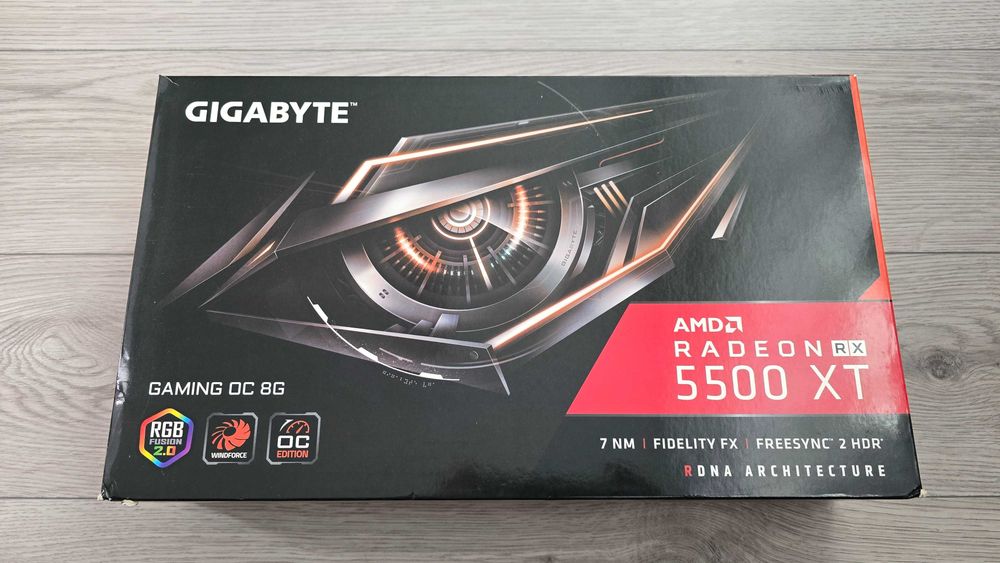 Placa video Gigabyte AMD Radeon RX 5500 XT 8GB - OC Edition