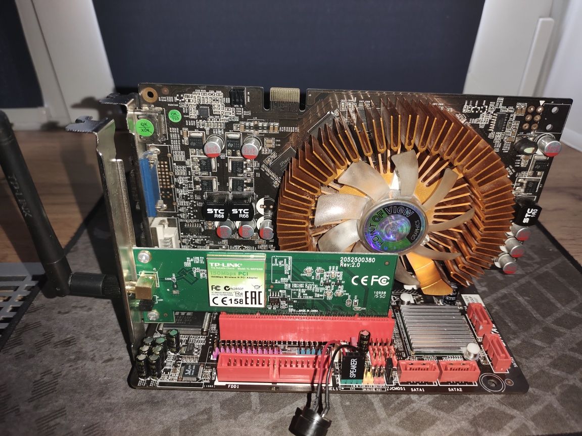 Продам комплект мат плата + процессор + видеокарта + 4 гигабайт DDR3