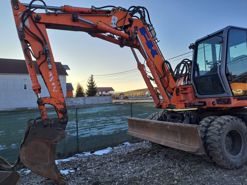 Excavator FIAT-KOBELCO 12 T