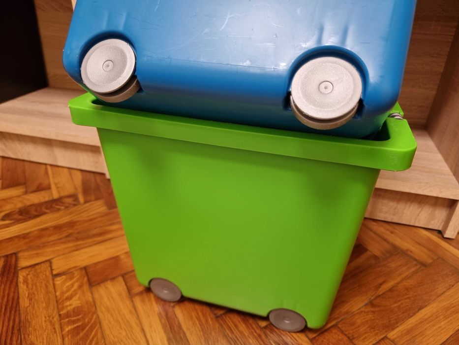 Set 2 organizatoare cu 4 roti, cutii jucarii mari, cos camera copii
