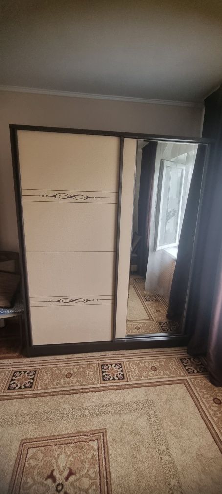 Продам срочно стенку в гостинную!