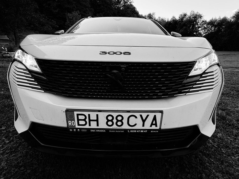 Peugeot 3008 Peugeot 3008 GT Pack Plug-in Hybrid 225 CP e-EAT8 1.6 benzina FULL