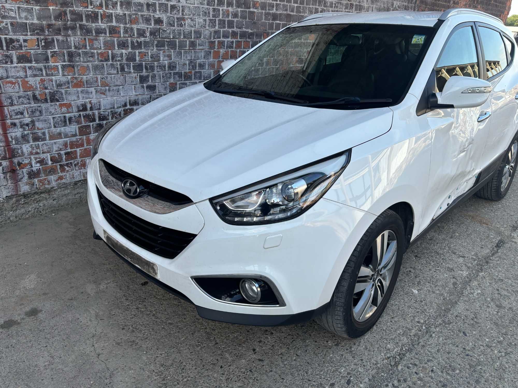 fuzeta fata stanga dreapta hyundai ix35 facelift 2015 din dezmembrari