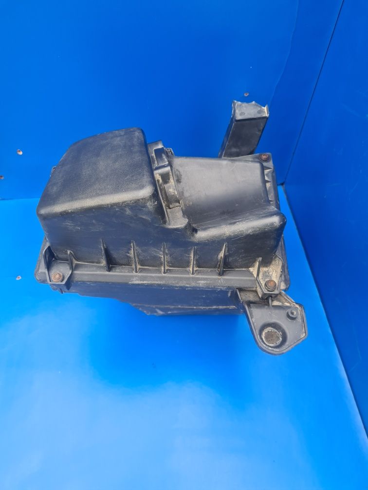 Carcasa filtru aer ford focus mk2/ volvo v50/s40//c30 1.6 tdci 109 cai