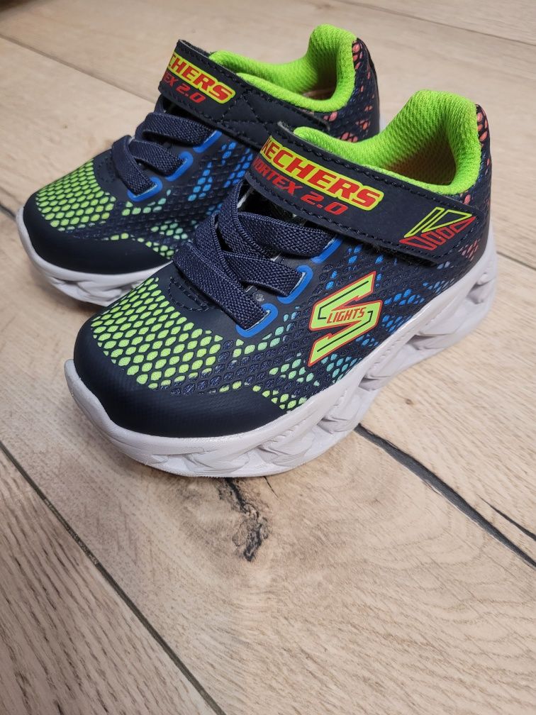 Adidasi Skechers Vortex 2.0 cu luminițe, mărimea 22