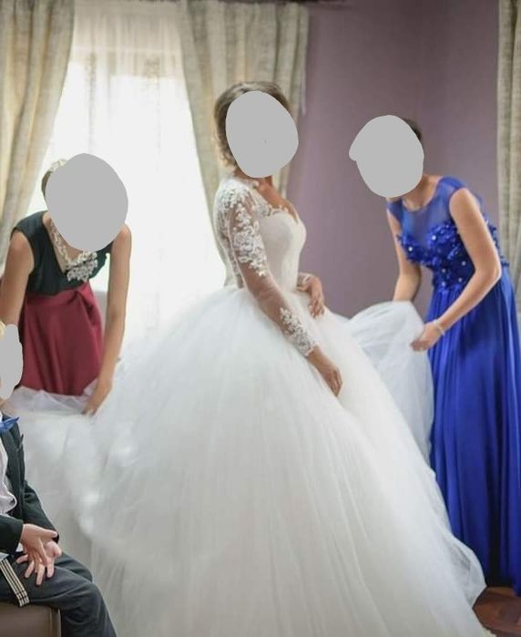 Vand rochie de mireasa
