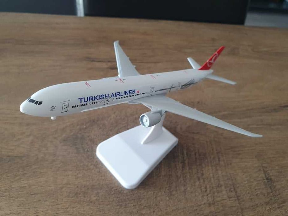 Macheta metalica de avion Turkish Airlines (marime mediu) | Decoratie