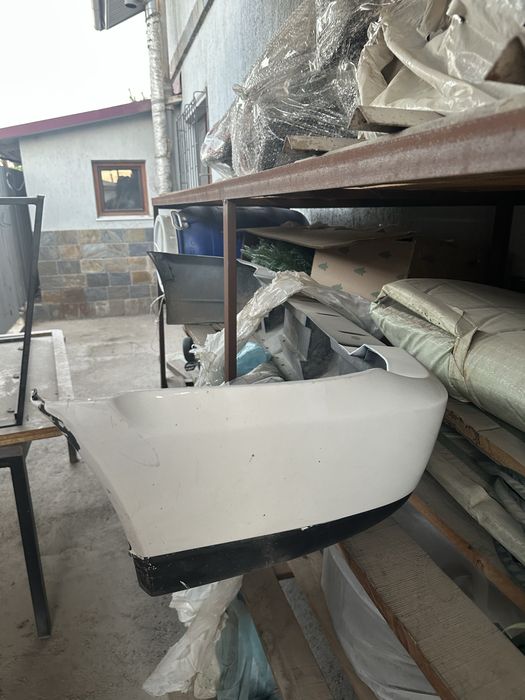 Продам задний бампер на ниву урбан