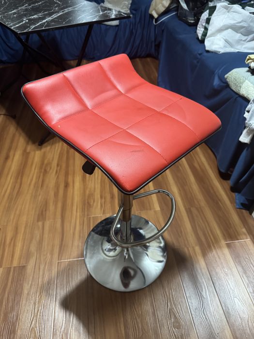 Барный стул регулирующий