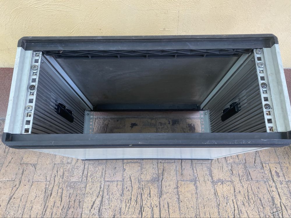 rack / case patru unitati
