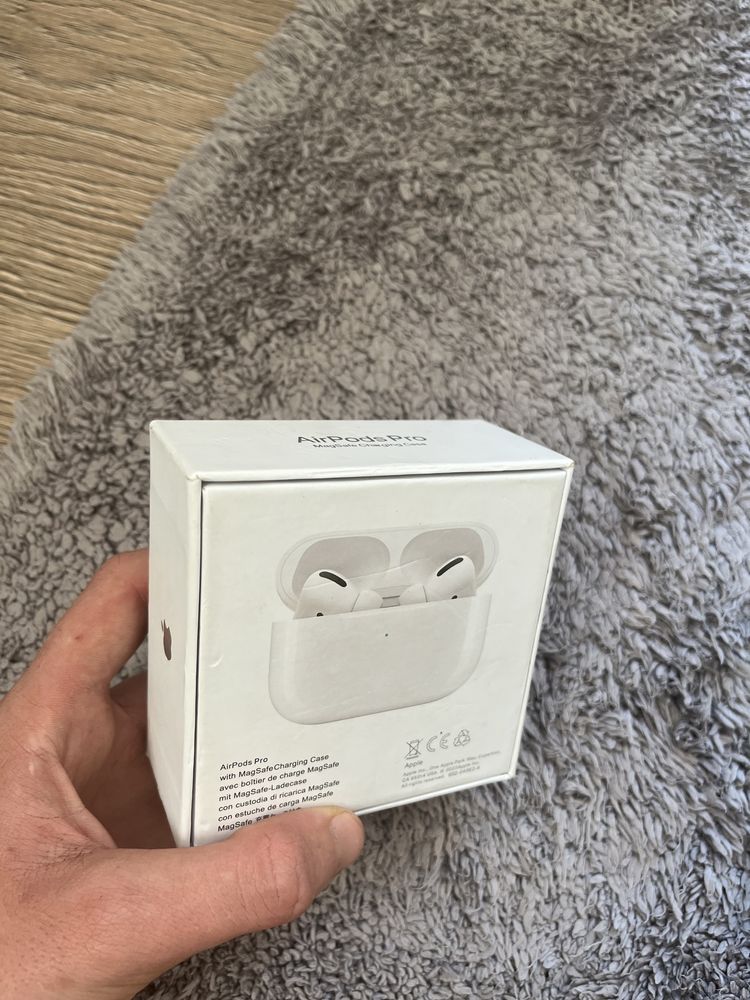 Air Pods Pro aproape noi