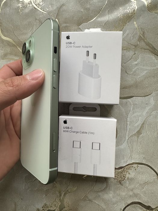 iPhone 15 Green stare impecabila