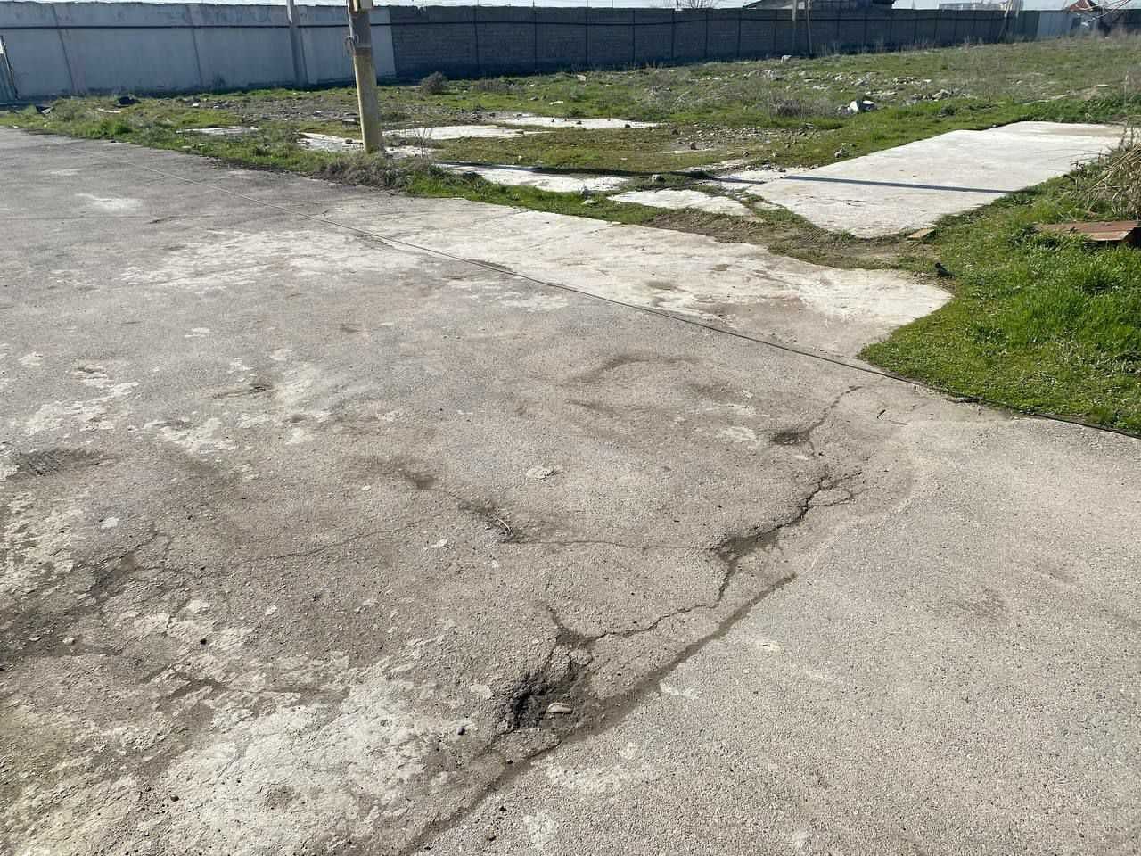 Продаётся 1 га. склад.