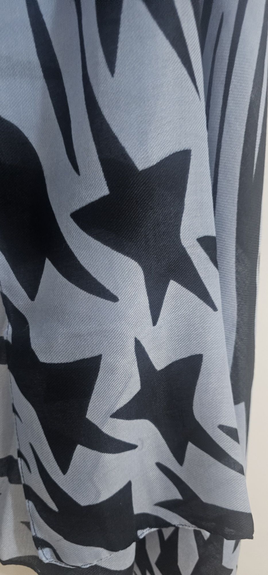 Pareo Thierry Mugler nou în cutie