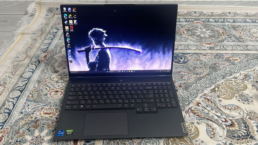 Игровой ноутбук Lenovo Legion 7 16ITHg6