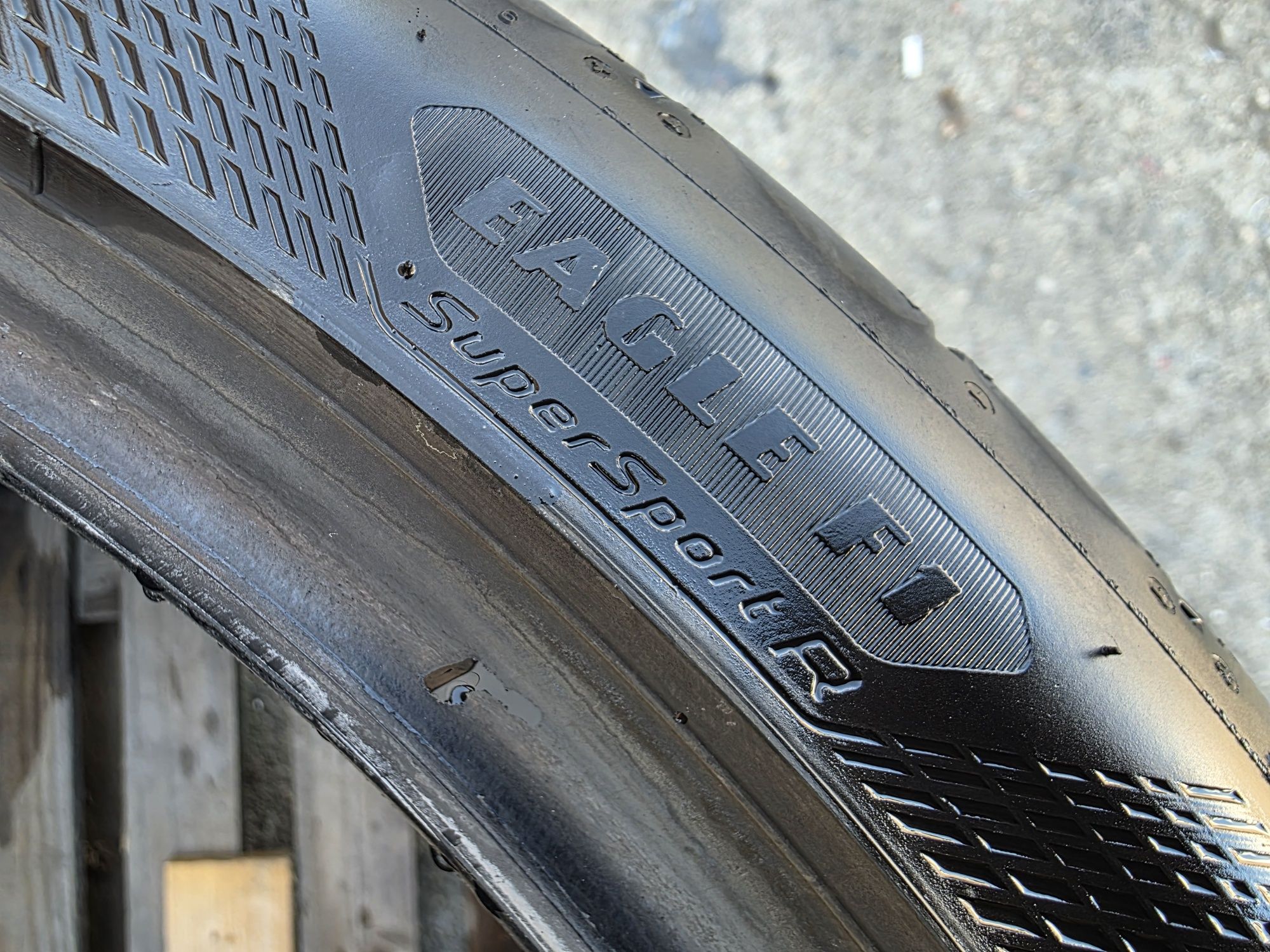 2 броя 245/35/19 Goodyear Eagle F1 Supersport R