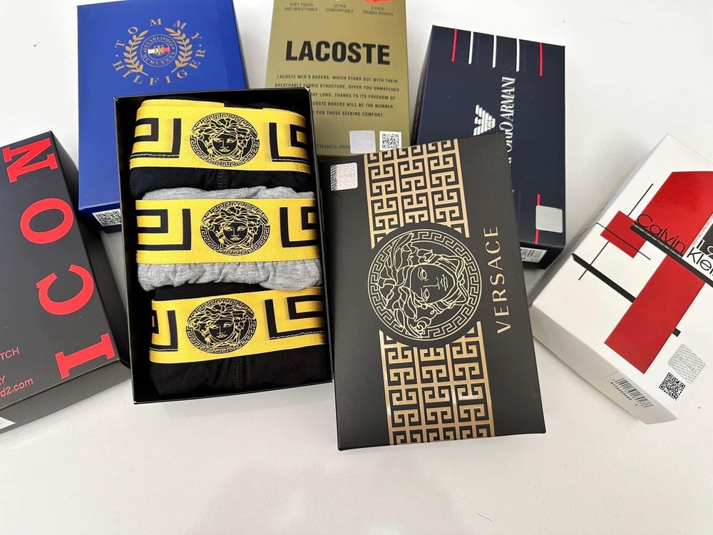 boxeri versace 3 la set 85 lei