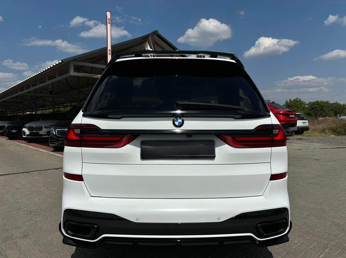 X7 G07 aero kit пакет M performance BMW спойлер лип прагове G05 G06