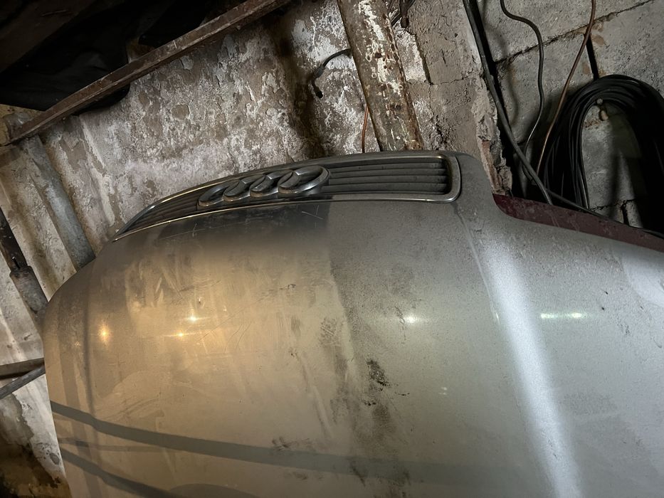 Продам капот на Ауди а4 б5