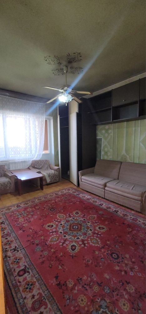 Продается 2/5/5 юнусабад Лулу , болшая прихожа