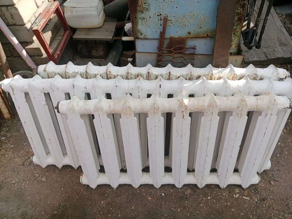 Продам радиатор отопления.