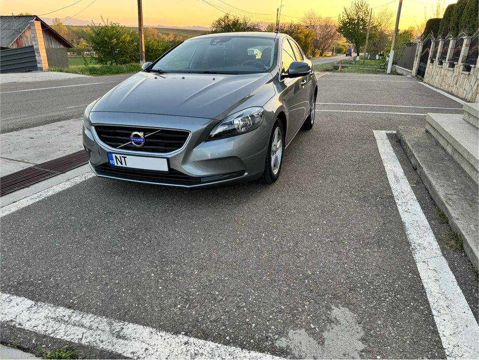 Volvo V40 D4 190cp