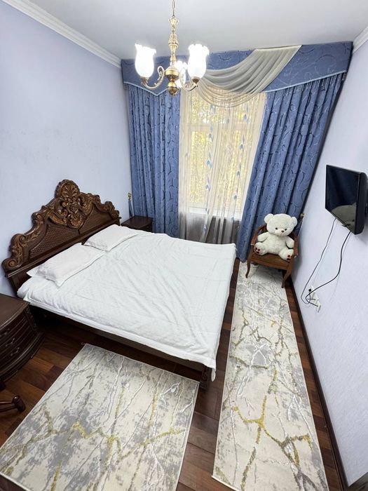 Продается 2/4/4 Высокопотолочка Чиланзар 1-квартал