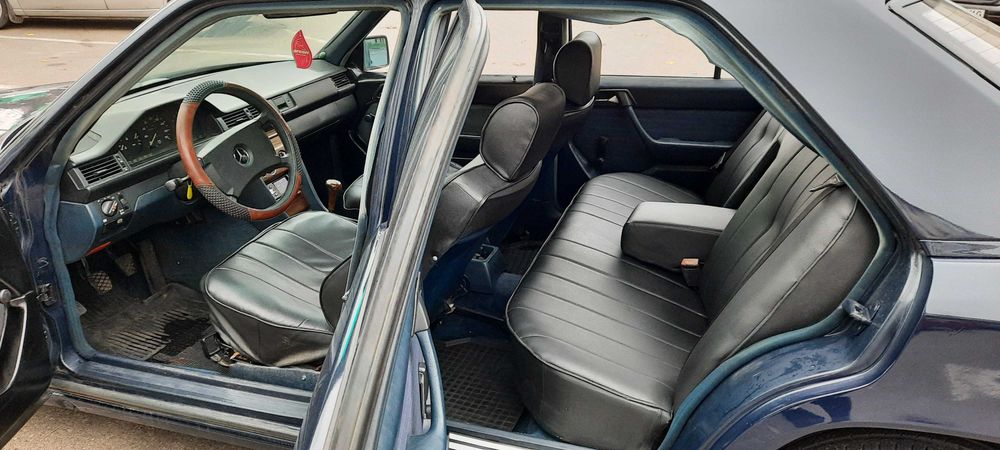 Mercedes W 124 , An 1987, Mot 2,0 D , Manual , inm RO, BUZAU