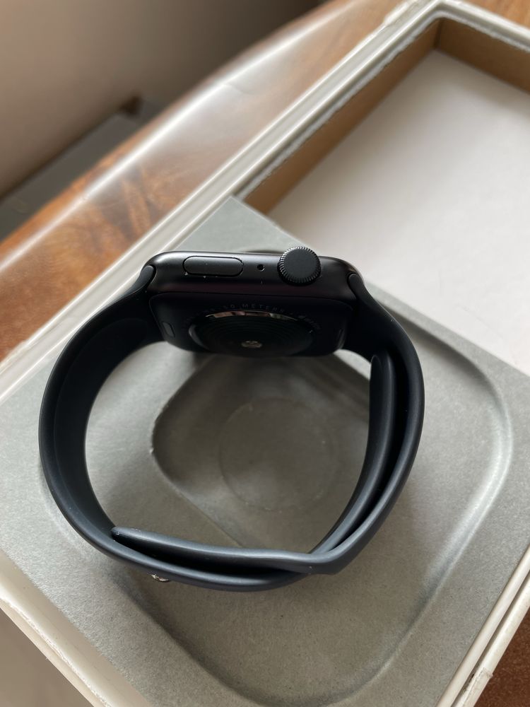 Apple watch SE 2nd gen 44mm GPS
