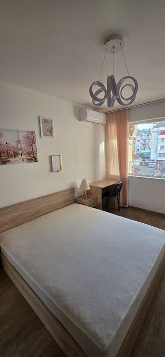 Дава се под наем Двустаен апартамент в Пловдив, Кършияка - 70 кв.м за 485 € - Снимка #2