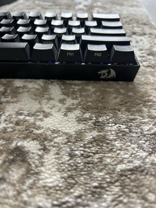 Tastatura mecanica reddragon draconic