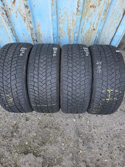 Anvelope Iarnă 225.50.17 Vredestein An 2020