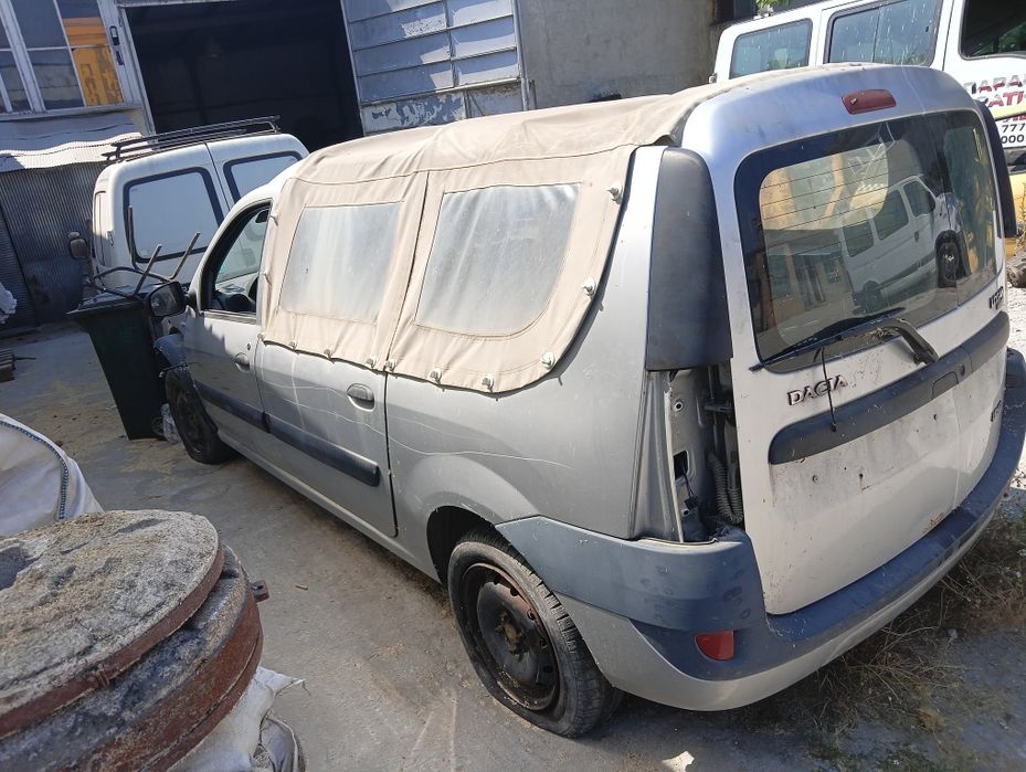 Дачия Логан 1.6 на части