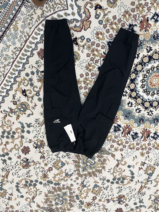 Продам reebok штаны новые размер S