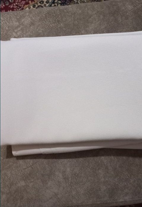 Ткань японская на платье или костюм, не мнется.