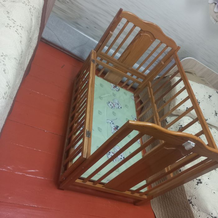 Манеж в хорошем состоянии.