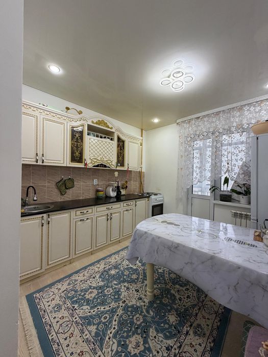 Продается 2-комн кв , мкр 10.