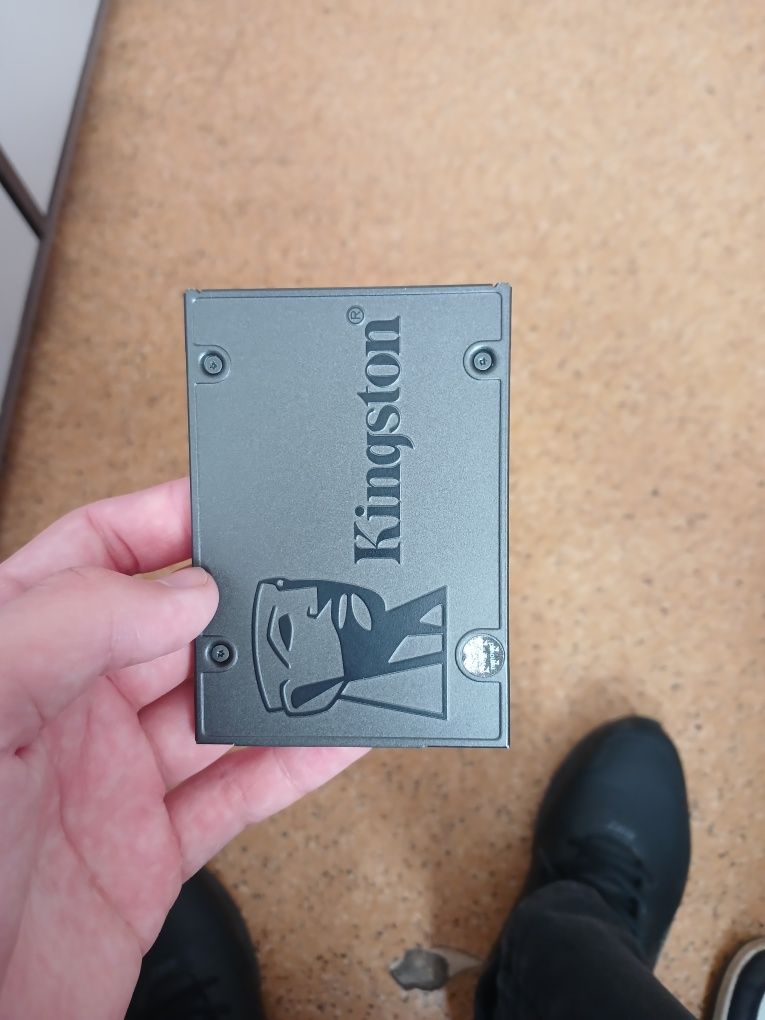 Продам ssd Kingston 480 gb