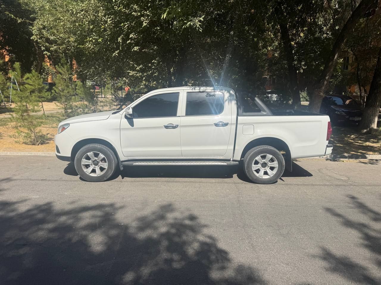 JAC пикап сотилади
