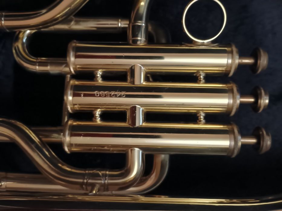 Тенор Басфлигорна  Amati 211, Es строй