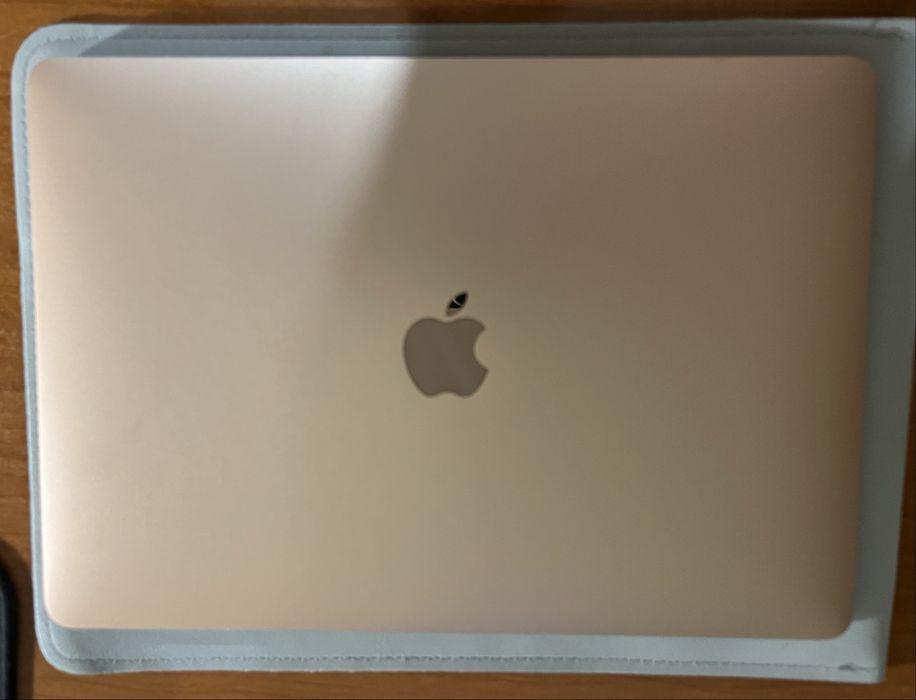MacBook Air 13 Rose Gold